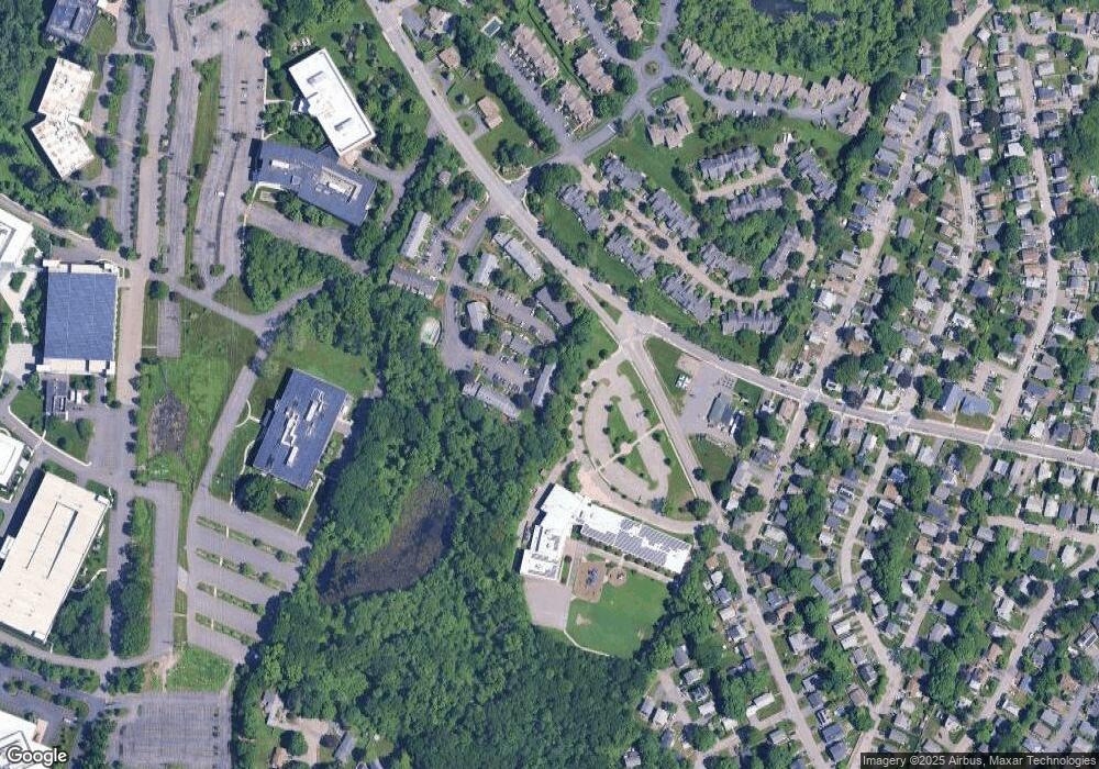 39 Casey Cir, Waltham, MA 02451 - photo 1