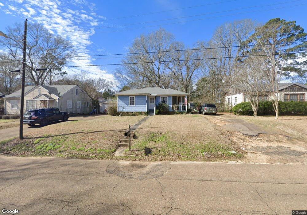 519 West Ave N, McComb, MS 39648 - photo 1