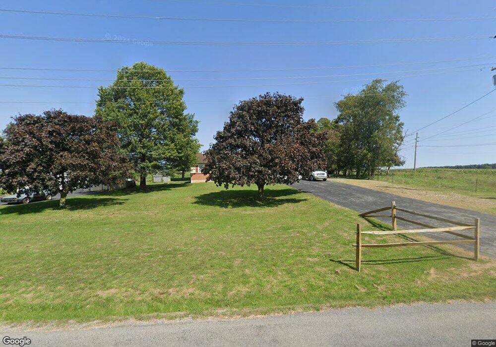 2534 Gillan Dr, Saint Thomas, PA 17252 - photo 1