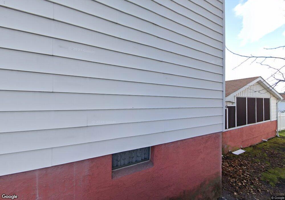 102 Lincoln St, Dupont, PA 18641 - photo 1