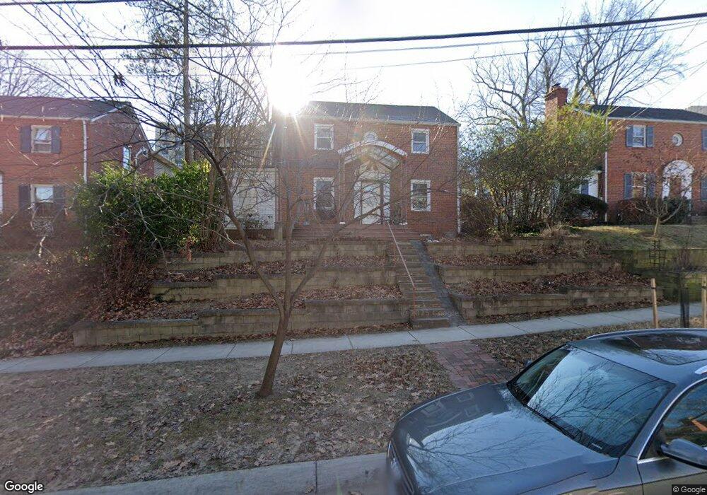 4324 Kentbury Dr, Bethesda, MD 20814 - photo 1