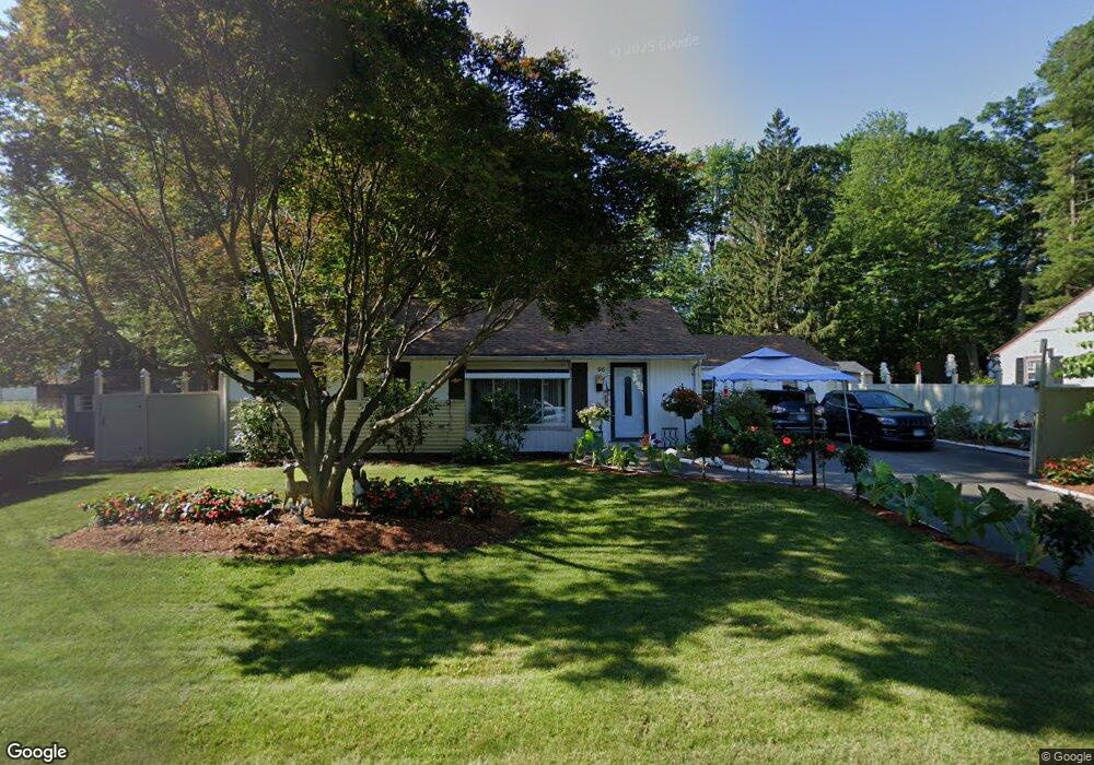 25 Pine Grove Rd, Bloomfield, CT 06002 - photo 1