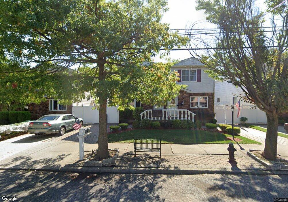 1080 Rensselaer Ave, Staten Island, NY 10309 - photo 1