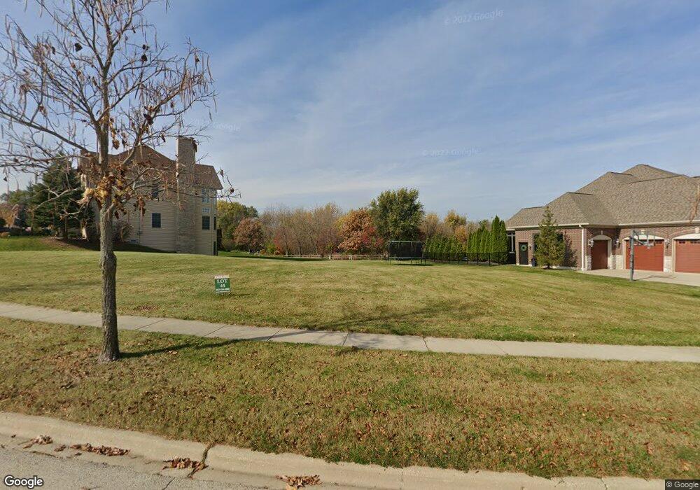 10 Springbrook Ln, Algonquin, IL 60102 - photo 1