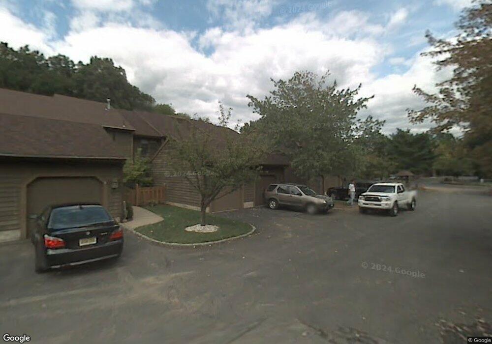 84 Laurel Hollow Ct unit H084, Edison, NJ 08820 - photo 1