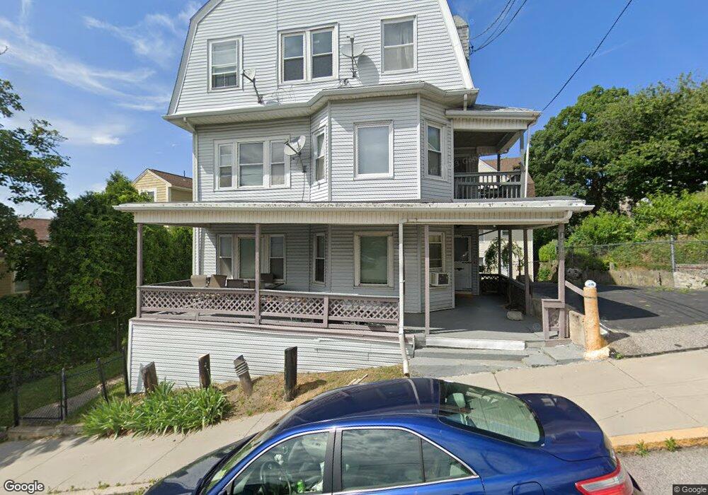 116 Turner St unit 4, Fall River, MA 02720 - photo 1