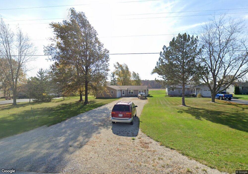 09340 Cr 33a, Wapakoneta, OH 45895 - photo 1