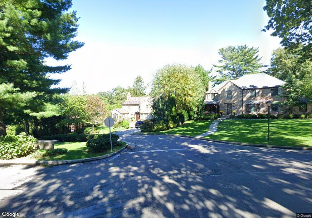 236 Mill Spring Rd, Manhasset, NY 11030 - photo 1