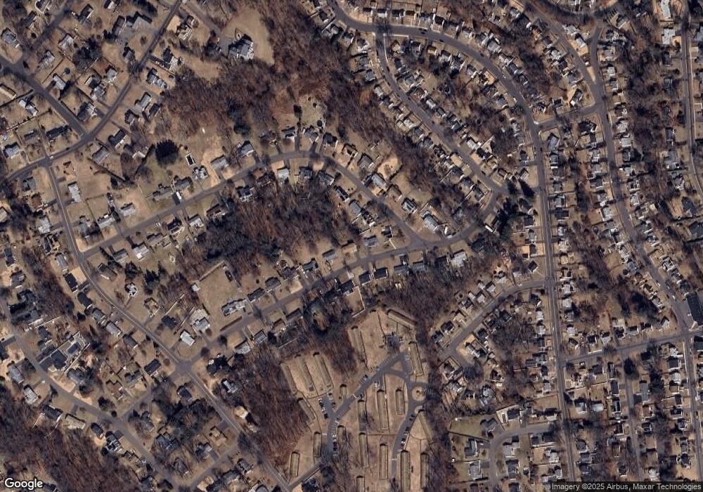 67 Birch Ln, Naugatuck, CT 06770 - photo 1