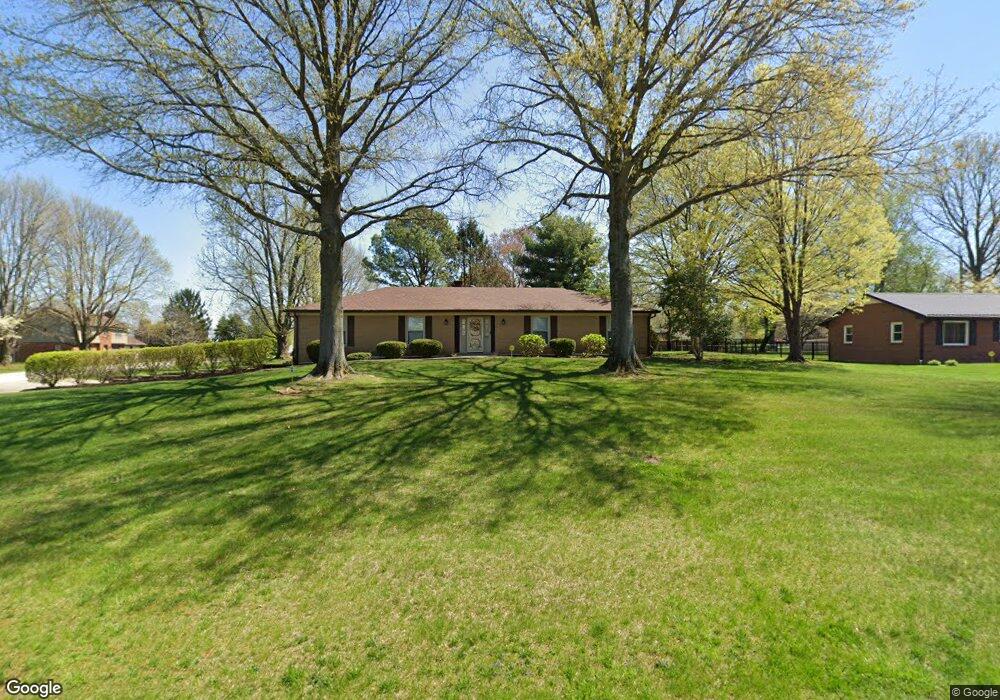 309 Plantation Ln, Frankfort, KY 40601 - photo 1