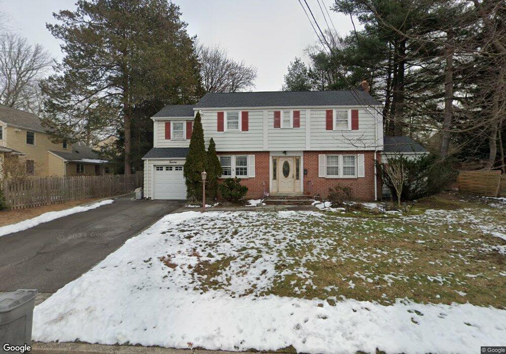 12 Hillcrest Rd, Tenafly, NJ 07670 - photo 1
