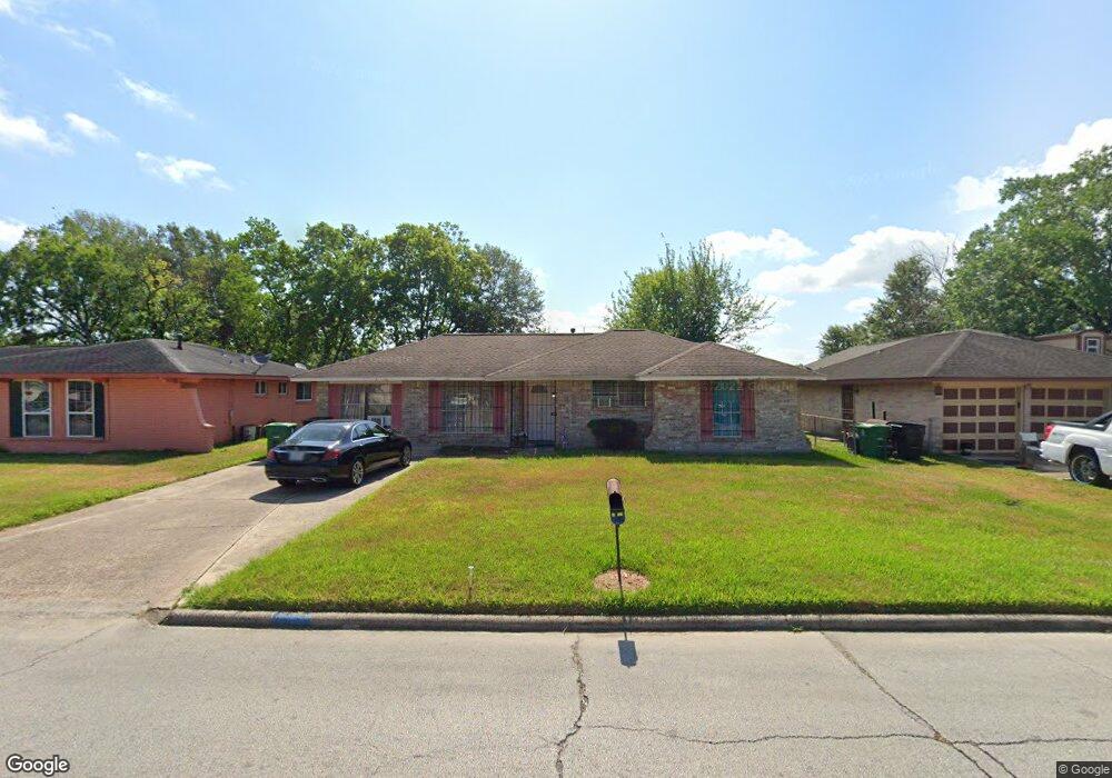 8622 Damascus Dr, Houston, TX 77088 - photo 1