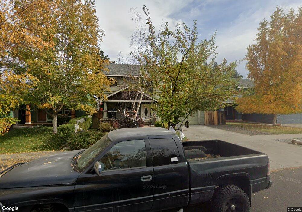 63340 NW Lavacrest St, Bend, OR 97703 - photo 1