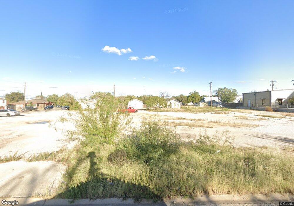 1801 Scurry St, Big Spring, TX 79720 - photo 1