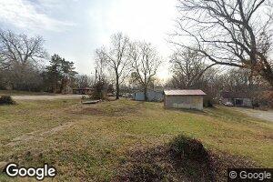 705 Pine St, Thayer, MO 65791