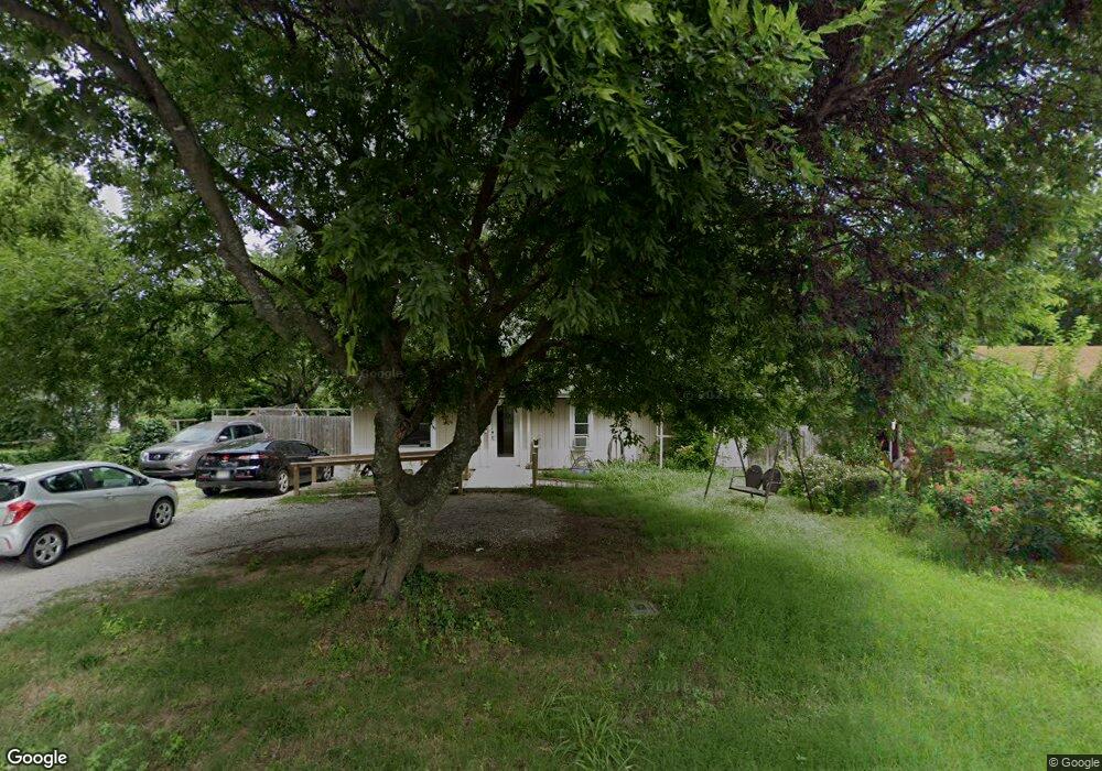 1302 A St SE, Ardmore, OK 73401 - photo 1