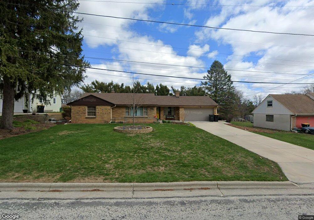 1336 N 120th St, Milwaukee, WI 53226 - photo 1