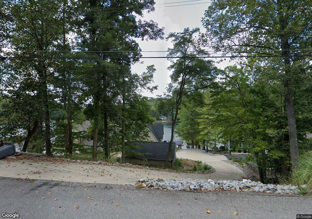 11561 W Grandview Dr, Columbus, IN 47201 - photo 1