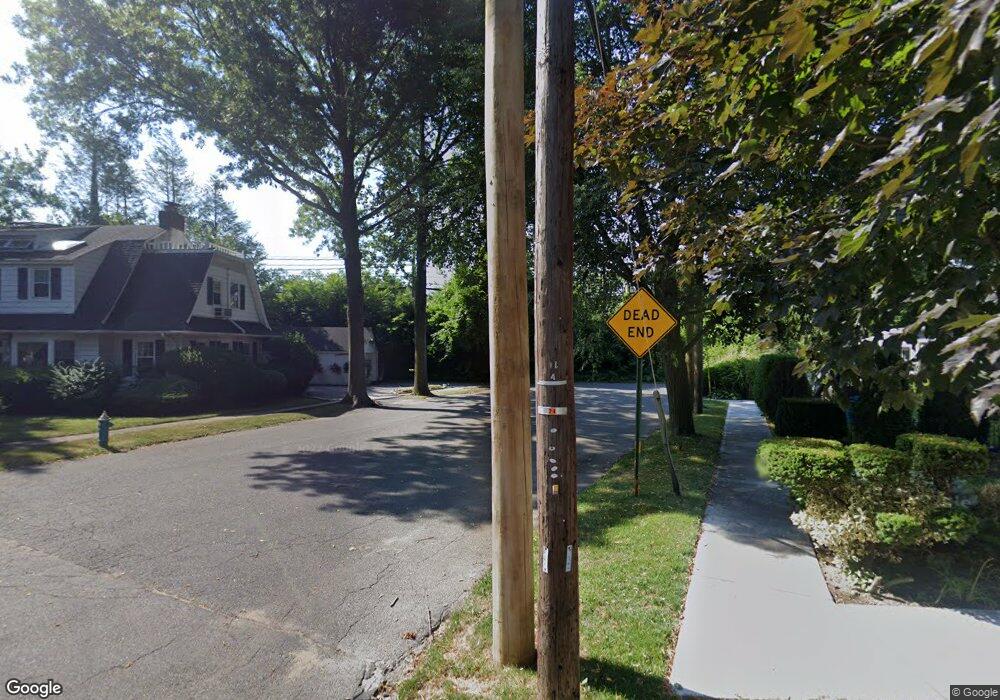 104 Superior Rd, Floral Park, NY 11001 - photo 1