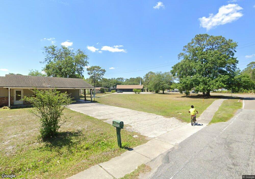 7876 Gregory Dr, Jacksonville, FL 32210 - photo 1