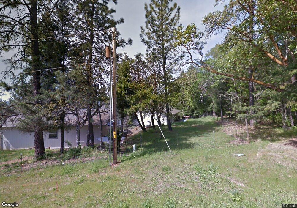 2209 Hamilton Ln, Grants Pass, OR 97527 - photo 1