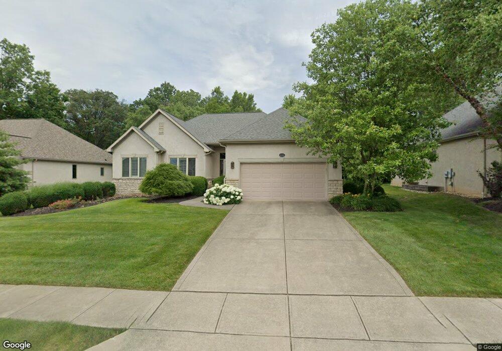 6176 McNaughten Grove Ln, Columbus, OH 43213 - photo 1