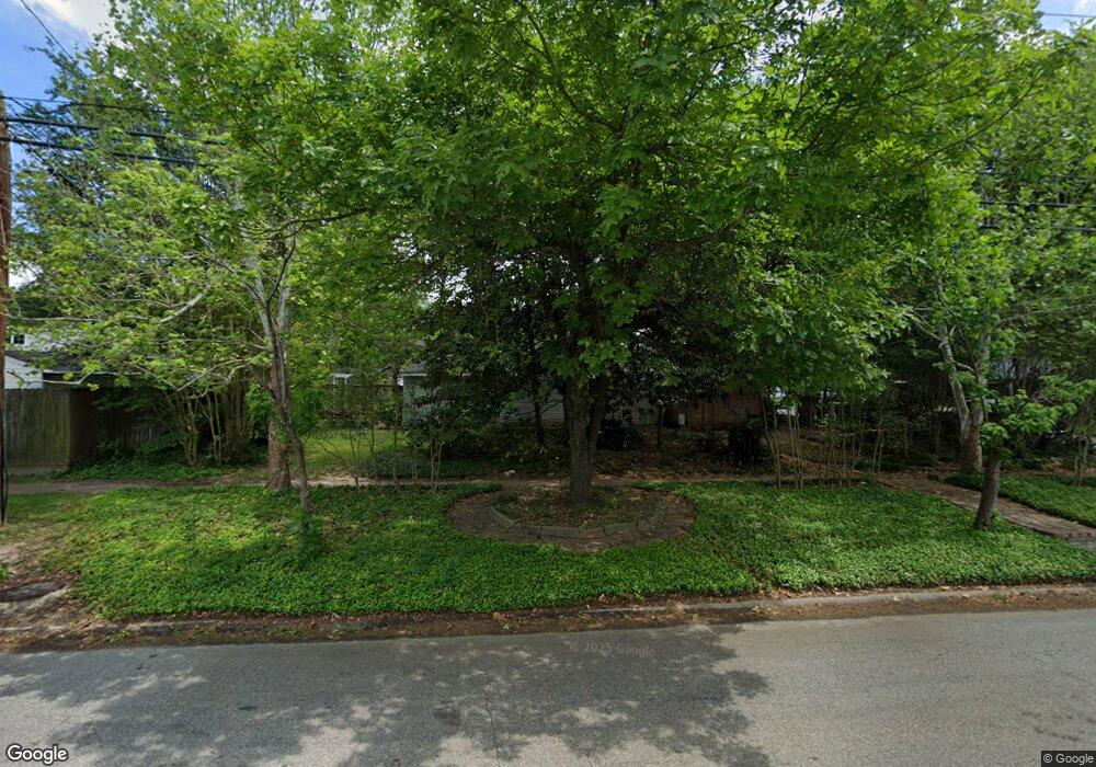 4370 Rosslyn Rd, Houston, TX 77018 - photo 1