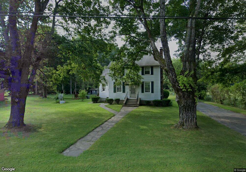 9 Elm Ct, Hatfield, MA 01038 - photo 1