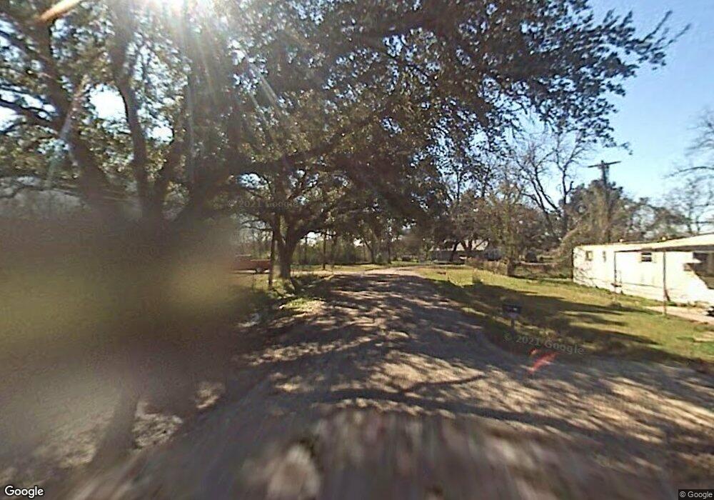 1001 Tovrea Rd, Alvin, TX 77511 - photo 1