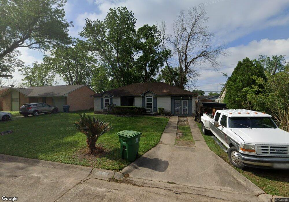 5721 Mackinaw St, Houston, TX 77053 - photo 1