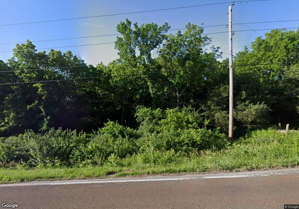 5725 SW 53rd St, Topeka, KS 66610 - photo 1