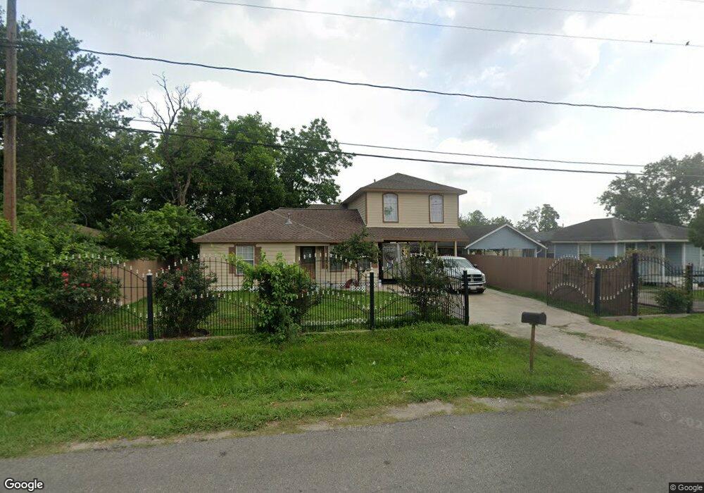 1813 Warwick Rd, Houston, TX 77093 - photo 1