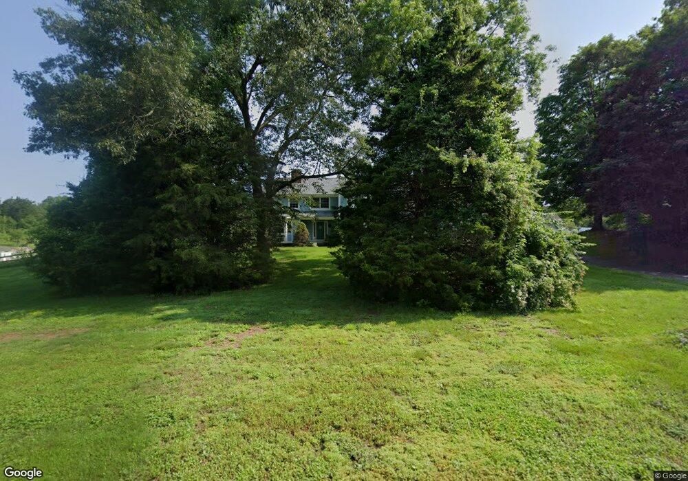 814 Glenbrook Rd, Orange, CT 06477 - photo 1