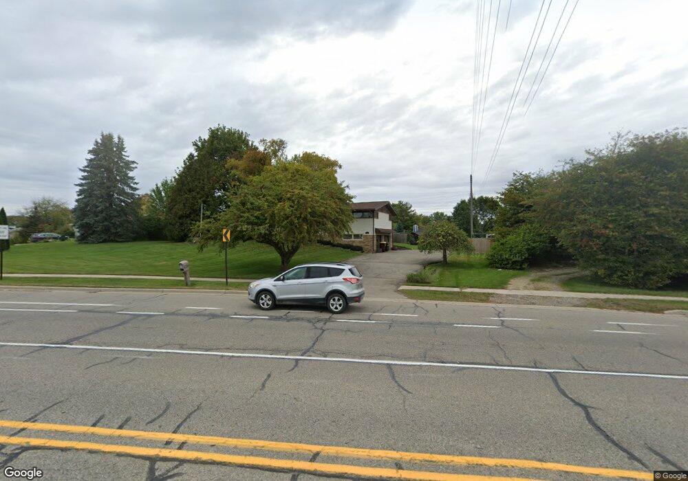 6334 W Willow Hwy, Lansing, MI 48917 - photo 1