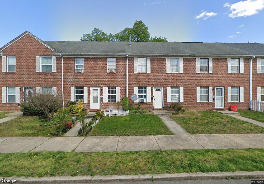 3086 Sumter Rd, Camden, NJ 08104 - photo 1