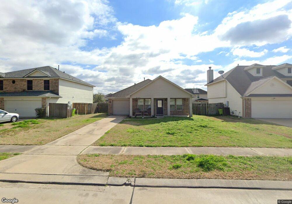 1019 Santa fe Ct, Rosenberg, TX 77471 - photo 1