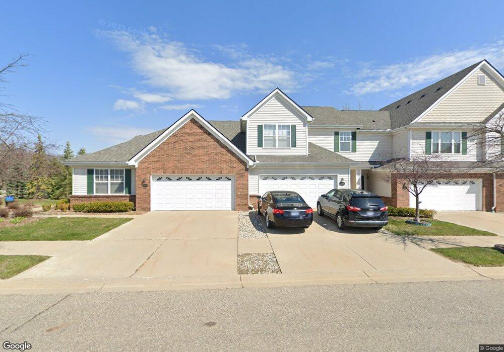 10067 Ridge Run St, Howell, MI 48855 - photo 1