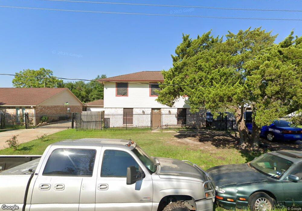 7119 Vogel Rd, Houston, TX 77088 - photo 1