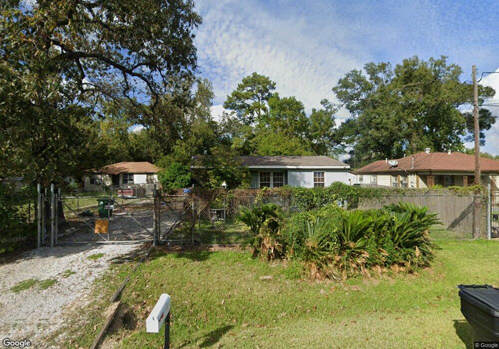 6917 S Hall St, Houston, TX 77028 - photo 1