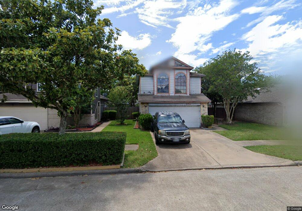 8715 Cold Lake Dr, Houston, TX 77088 - photo 1