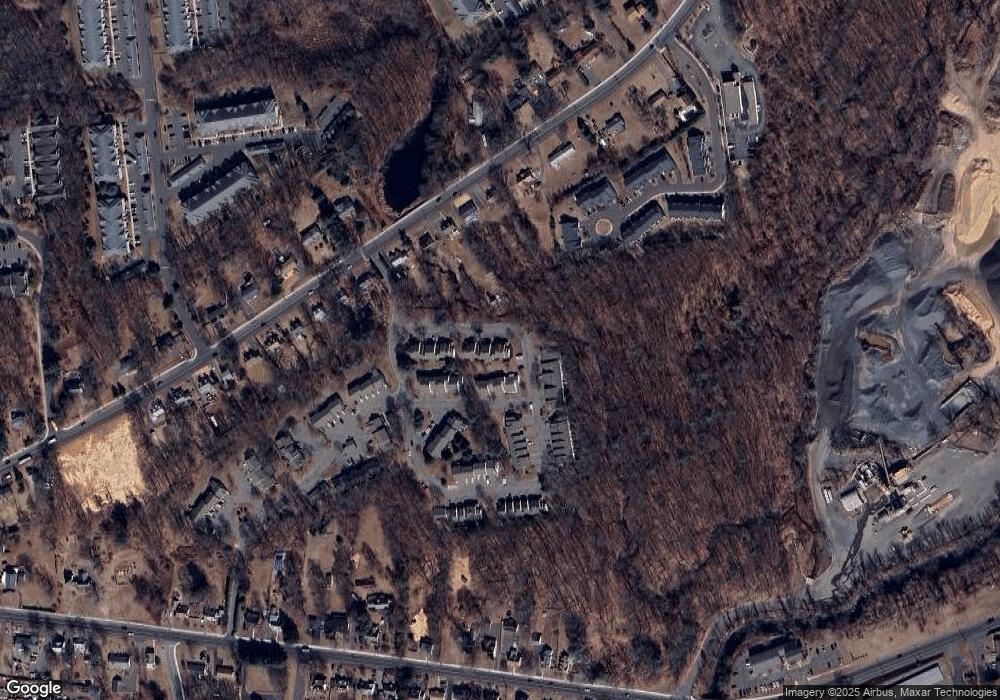 171 Oak Forest Dr unit 171, Manchester, CT 06042 - photo 1