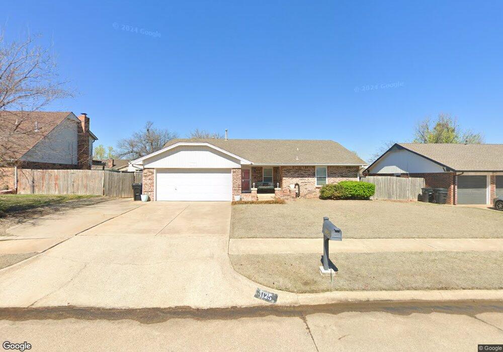 1125 NE 4th St, Moore, OK 73160 - photo 1