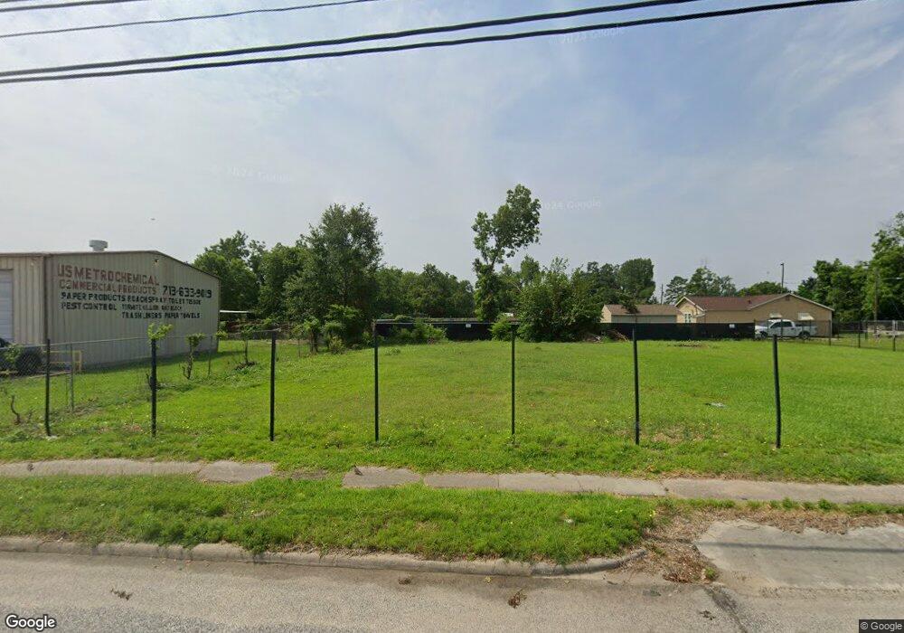 4306 Kelley St, Houston, TX 77026 - photo 1