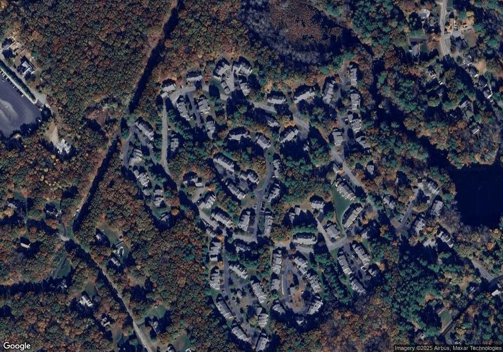 158 Laurelwood Dr, Hopedale, MA 01747 - photo 1