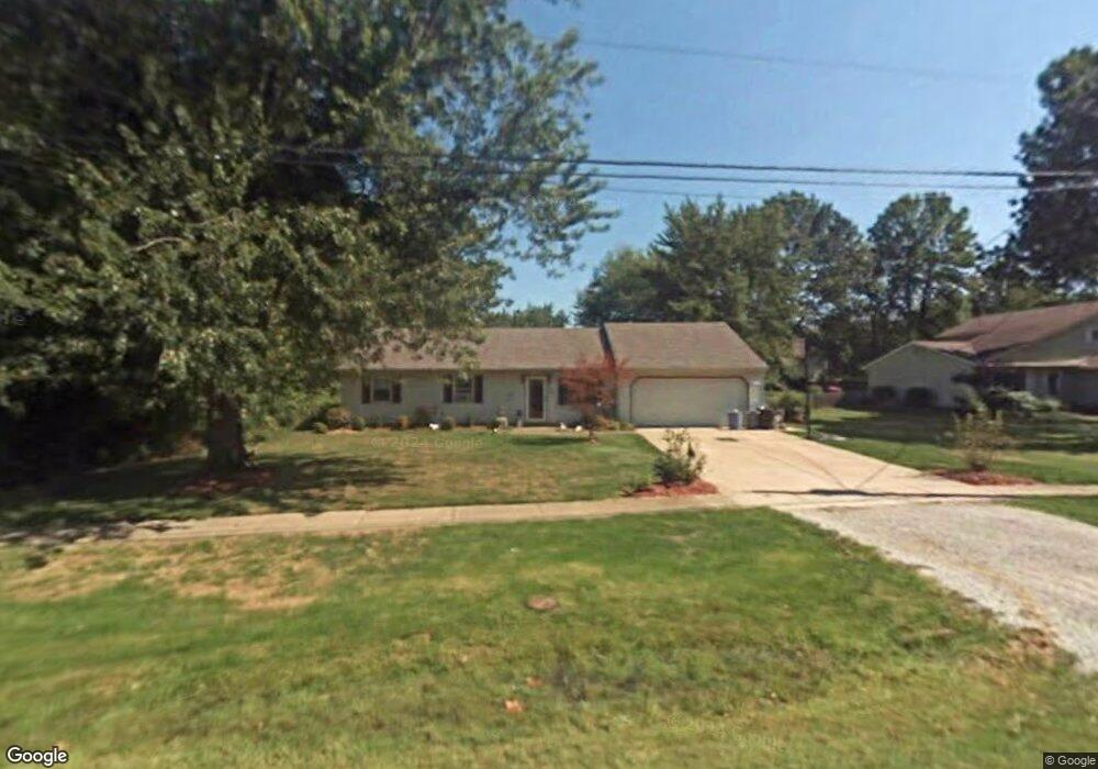 431 Buckeye Dr, Sheffield Lake, OH 44054 - photo 1