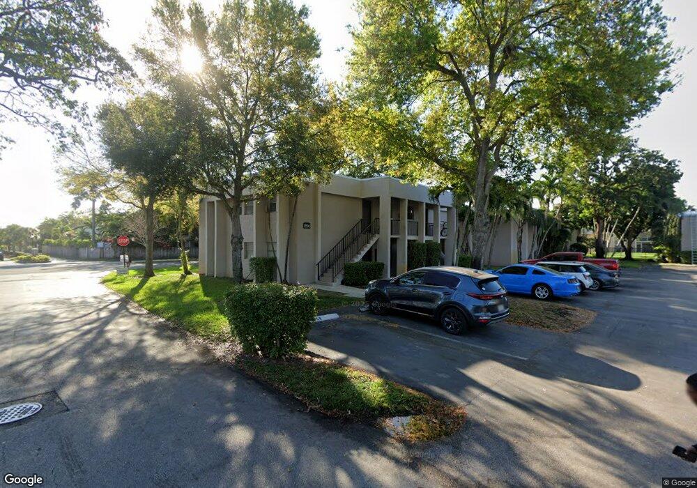 8500 Old Country Manor unit 202, Davie, FL 33328 - photo 1