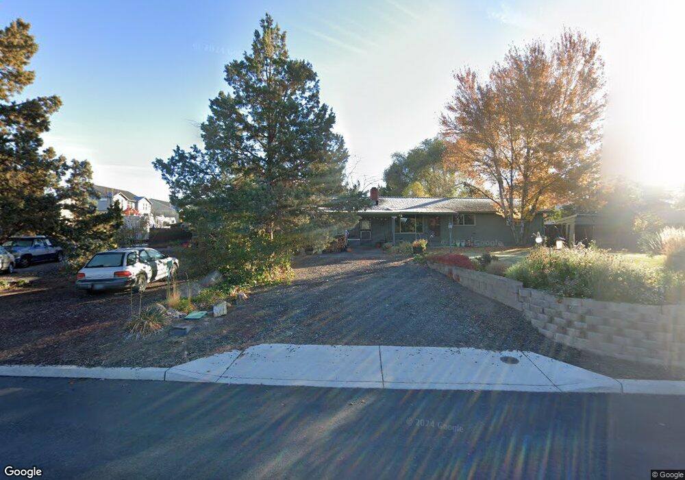 3060 SW 47th St, Redmond, OR 97756 - photo 1