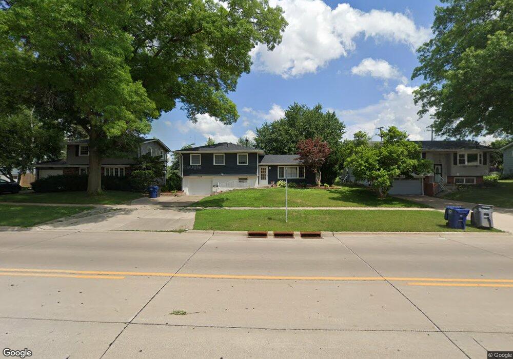 2219 18th St unit Stree, Bettendorf, IA 52722 - photo 1