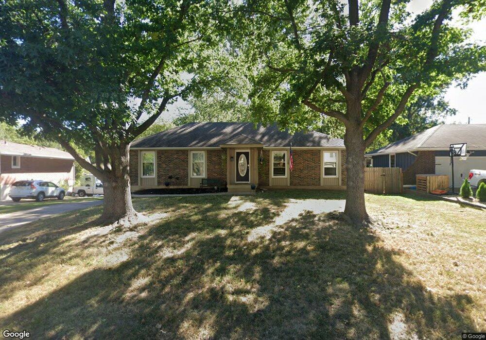 826 NW 13th St, Blue Springs, MO 64015 - photo 1