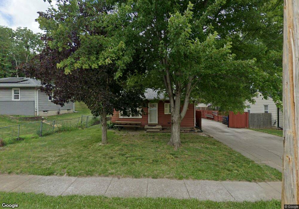 2424 SE 7th St, Des Moines, IA 50315 - photo 1